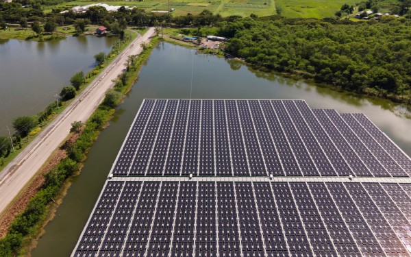 Pregled solarnih panela - Solarni paneli iznad vode